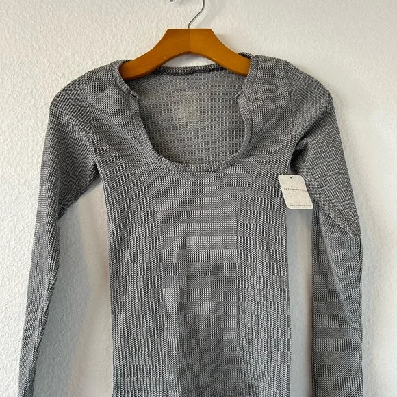 FP Intimately Clean Slate Layering Top in Heather Gray Size M/L - Picture 4 of 8